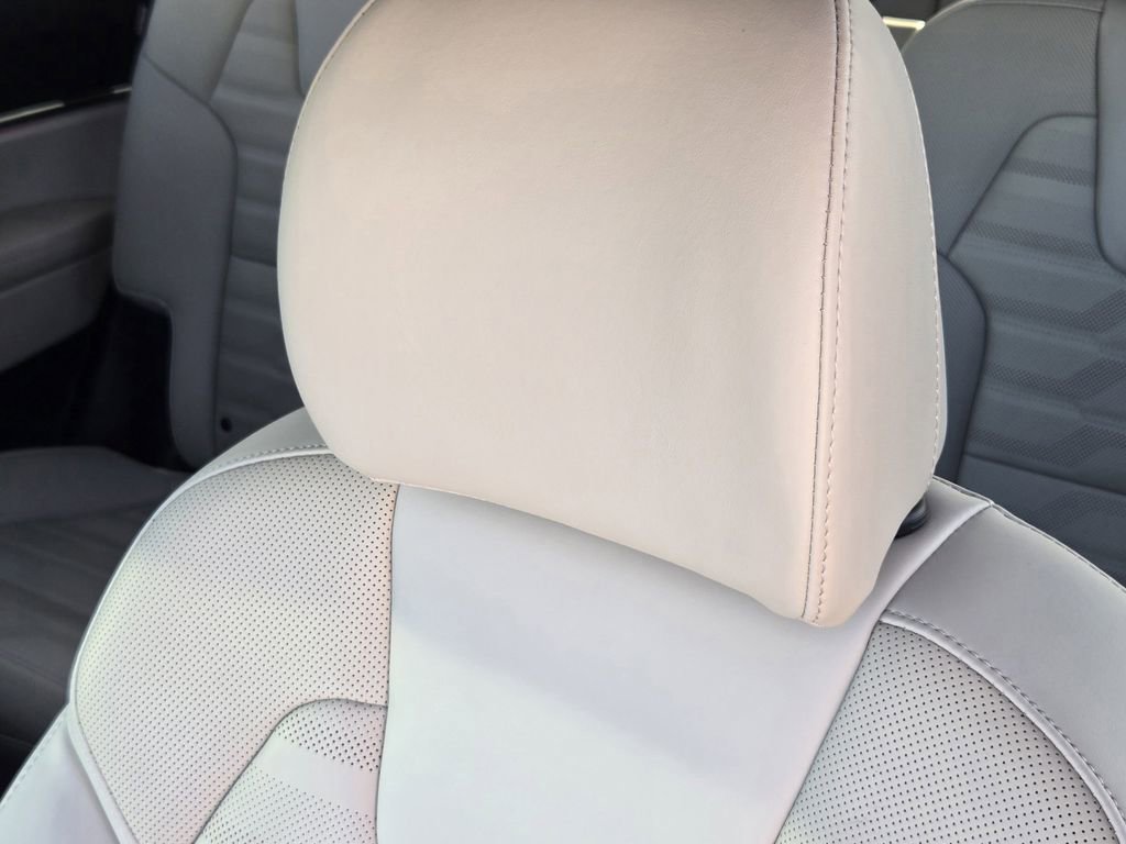 Used 2024 Kia Telluride SX Prestige image 13