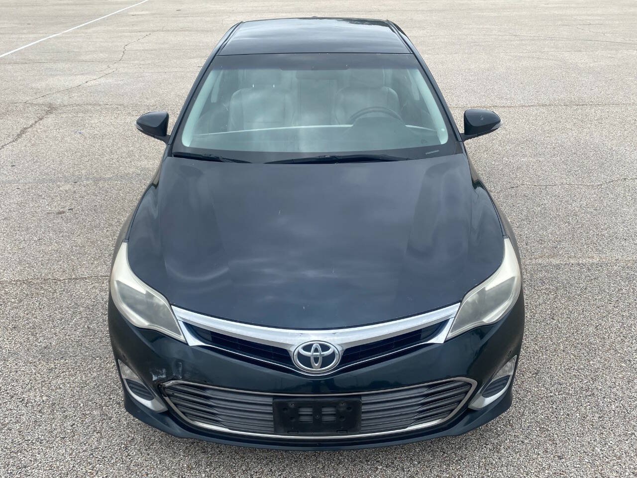 Used 2015 Toyota Avalon XLE FWD image 3