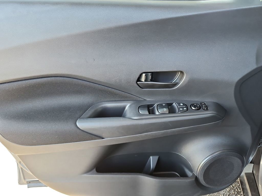 Used 2024 Nissan Kicks S image 23