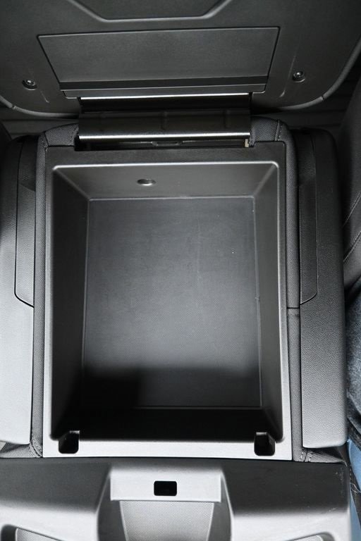 Used 2025 Chevrolet Silverado 1500 LT image 24