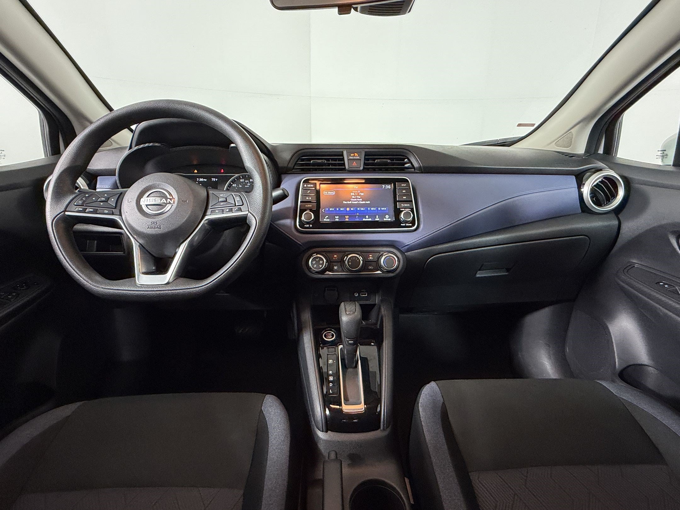 Used 2024 Nissan Versa SV FWD image 14