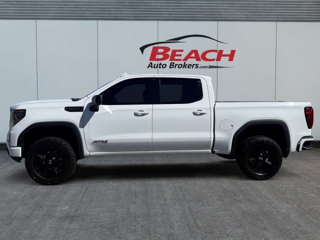 Used 2022 GMC Sierra 1500 AT4 w/ AT4 Preferred Package AWD/4WD image 7