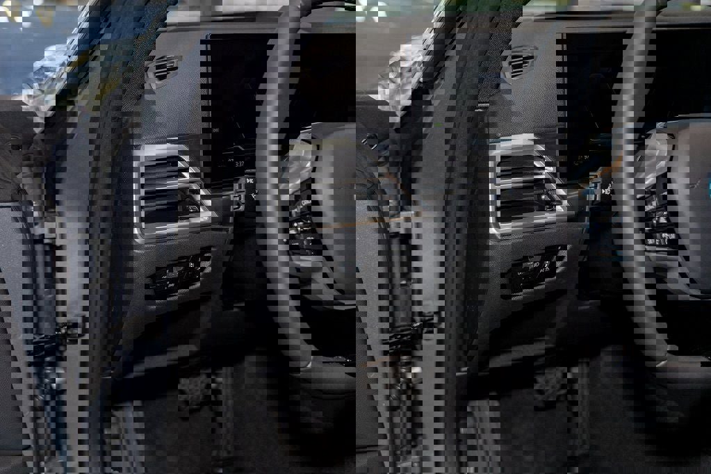 New 2026 BMW i4 xDrive40i w/ Premium Package image 14