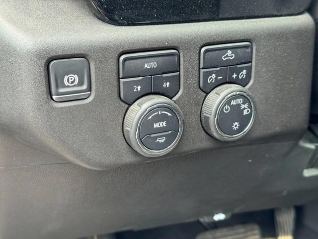 Used 2024 Chevrolet Silverado 1500 LT AWD/4WD image 22