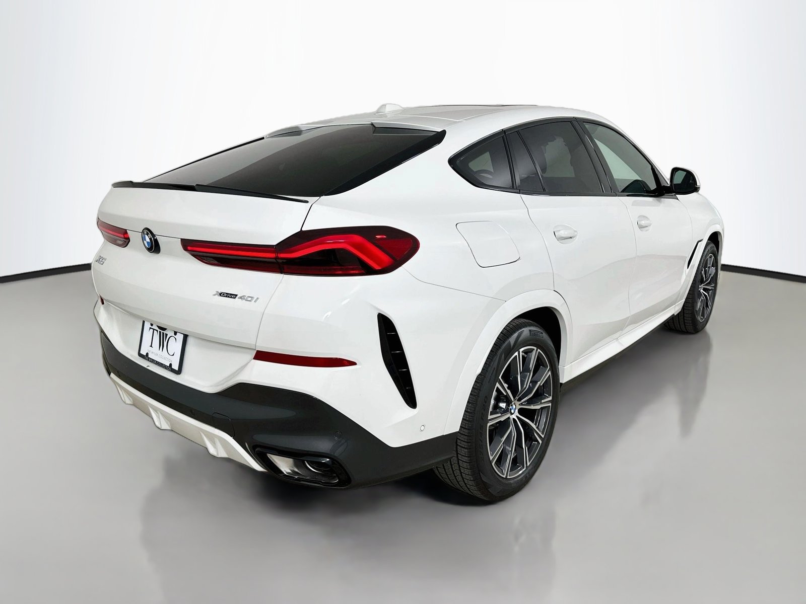 New 2027 BMW X6 xDrive40i AWD/4WD image 5
