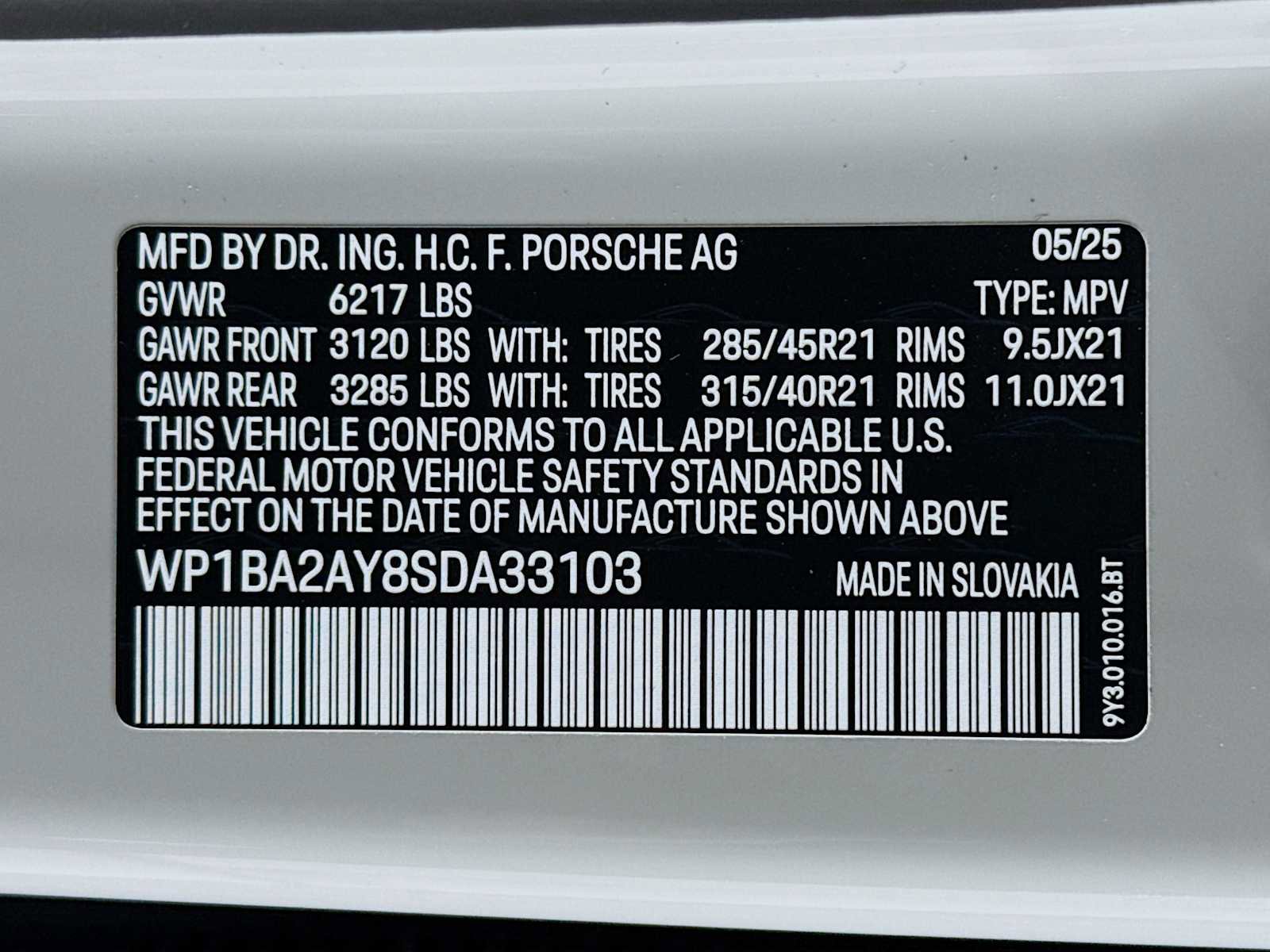 New 2025 Porsche Cayenne image 34