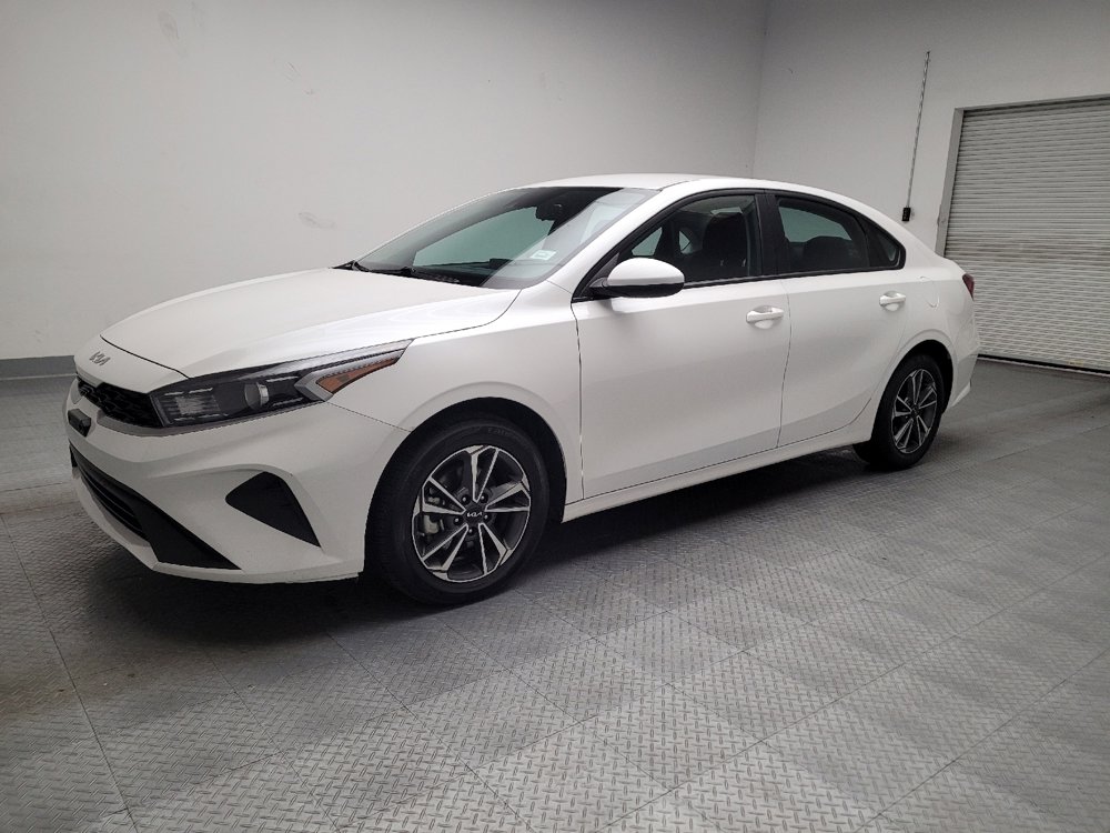 Used 2024 Kia Forte LXS image 2