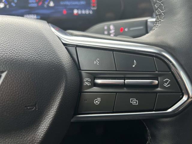 Used 2025 Chevrolet Equinox ACTIV w/ Safety and Technology Package image 26