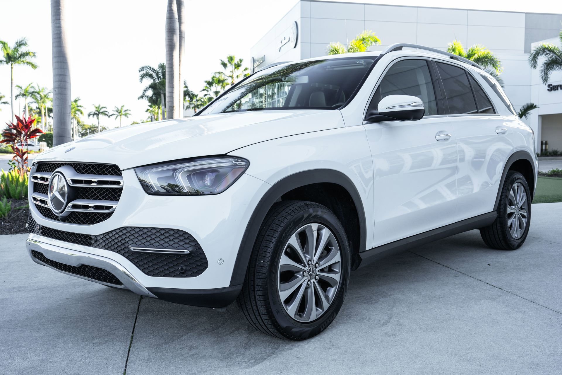 Used 2020 Mercedes-Benz GLE 350 4MATIC image 4