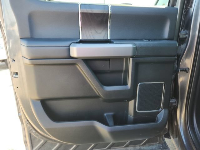 Used 2019 Ford F250 Platinum w/ Platinum Ultimate Package AWD/4WD image 22