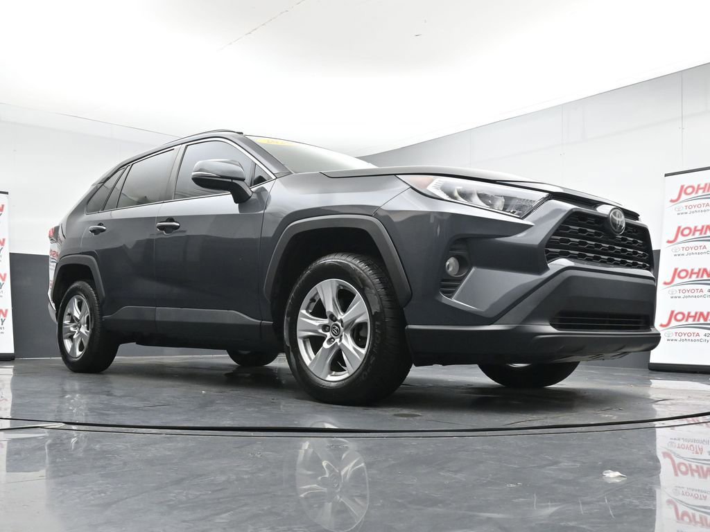 Used 2020 Toyota RAV4 XLE w/ Convenience Package FWD image 35