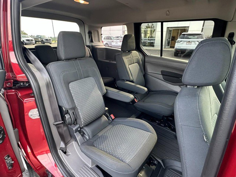 Used 2020 Ford Transit Connect XLT image 14