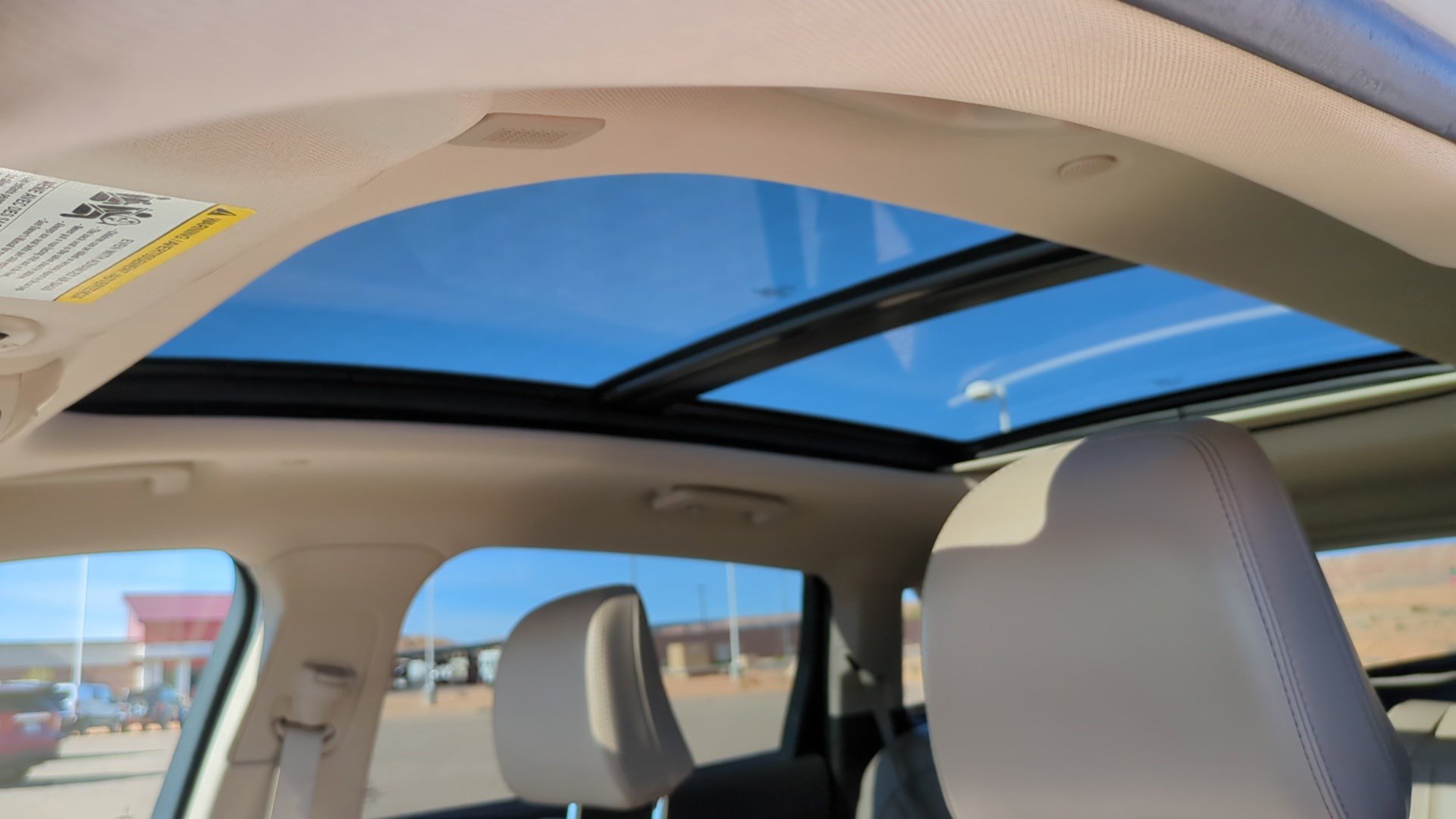 Used 2023 Lincoln Nautilus Reserve image 16