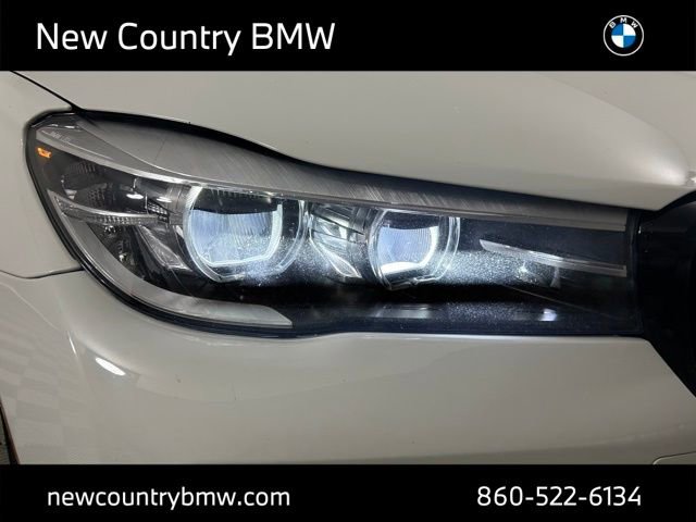 Used 2019 BMW 740i xDrive w/ Executive Package image 29
