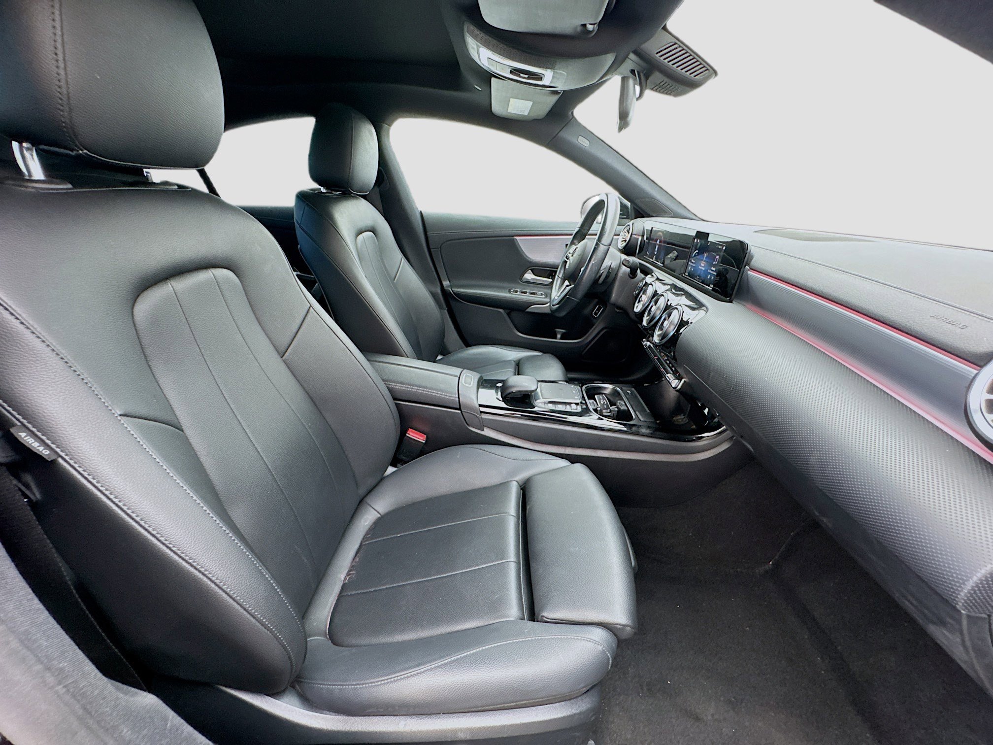 Used 2021 Mercedes-Benz CLA 250 image 19