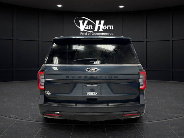 Used 2024 Ford Expedition Limited AWD/4WD image 6