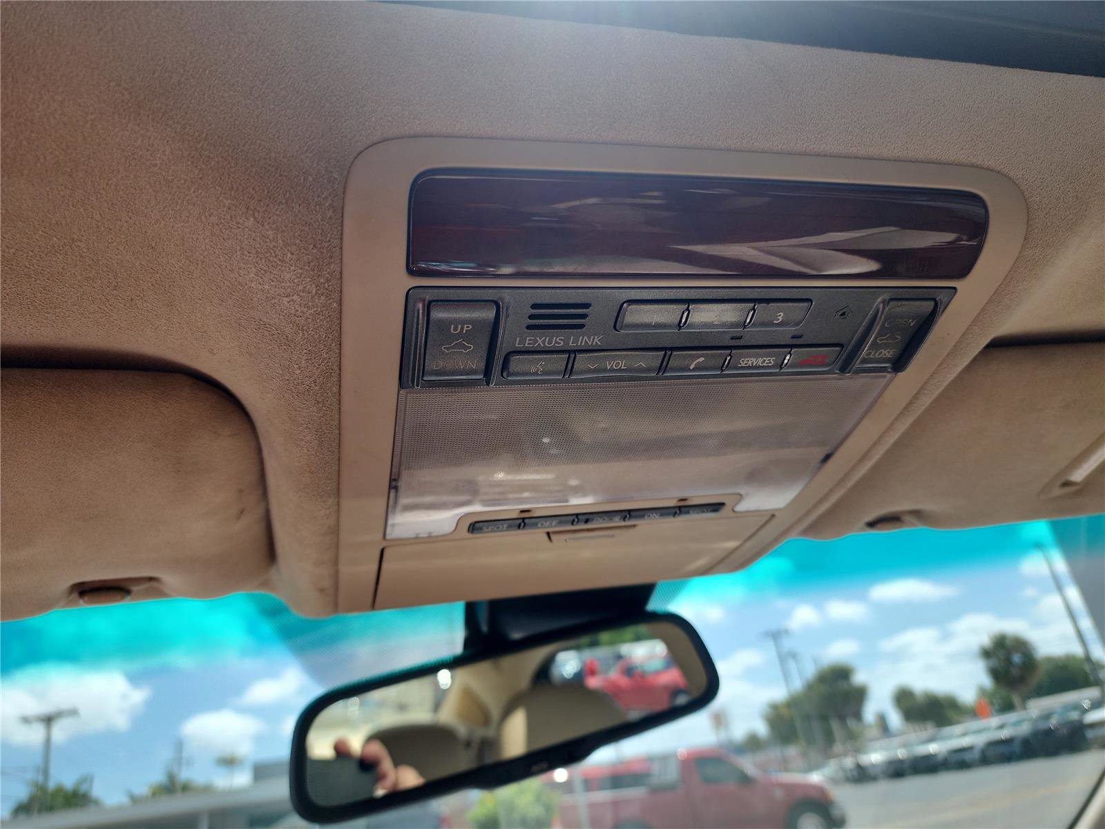 Used 2008 Lexus LS 600h L image 30