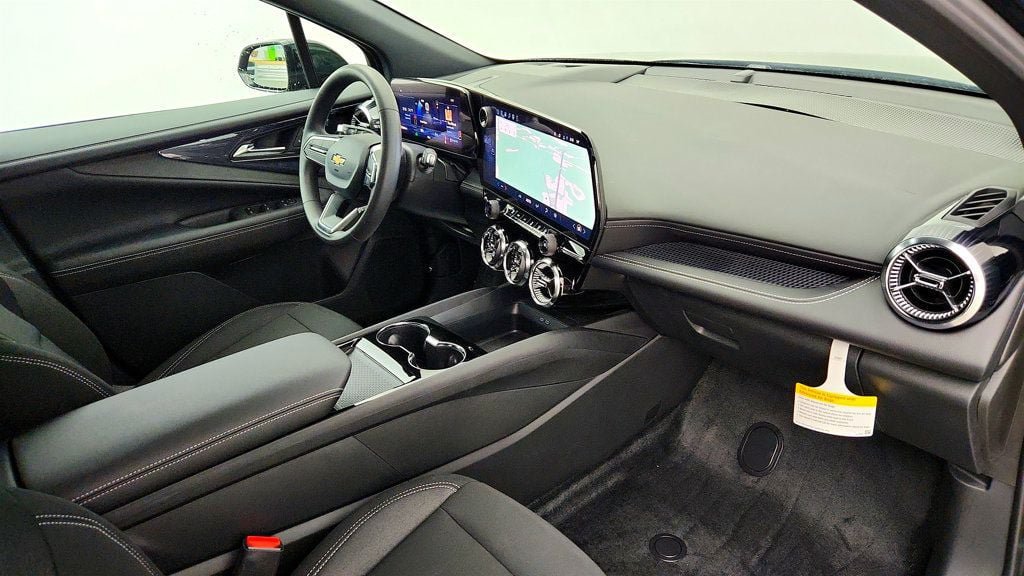 Used 2026 Chevrolet Blazer EV LT FWD image 24