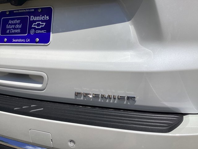 New 2025 Chevrolet Suburban Premier w/ Sun And Tow Package image 14