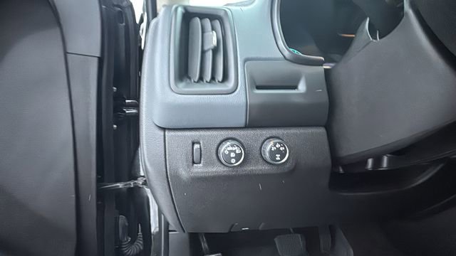 Used 2016 Chevrolet Colorado Z71 image 14