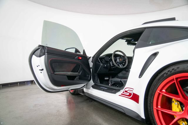 Used 2024 Porsche 911 GT3 RS w/ Weissach Package RWD image 15