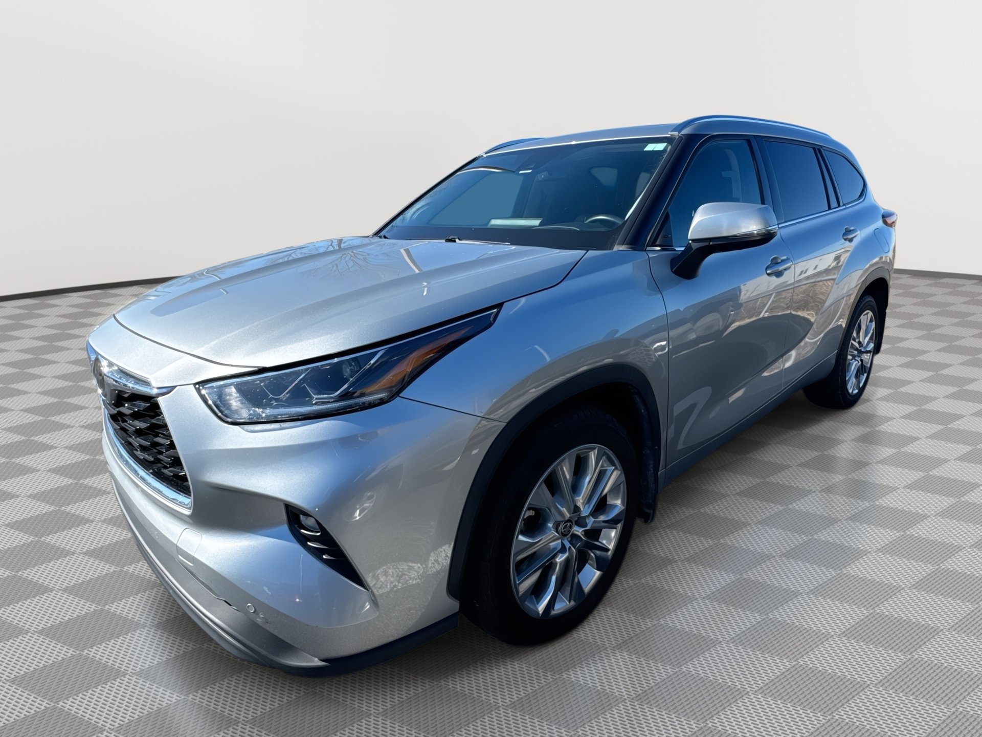 Used 2021 Toyota Highlander Limited video 1