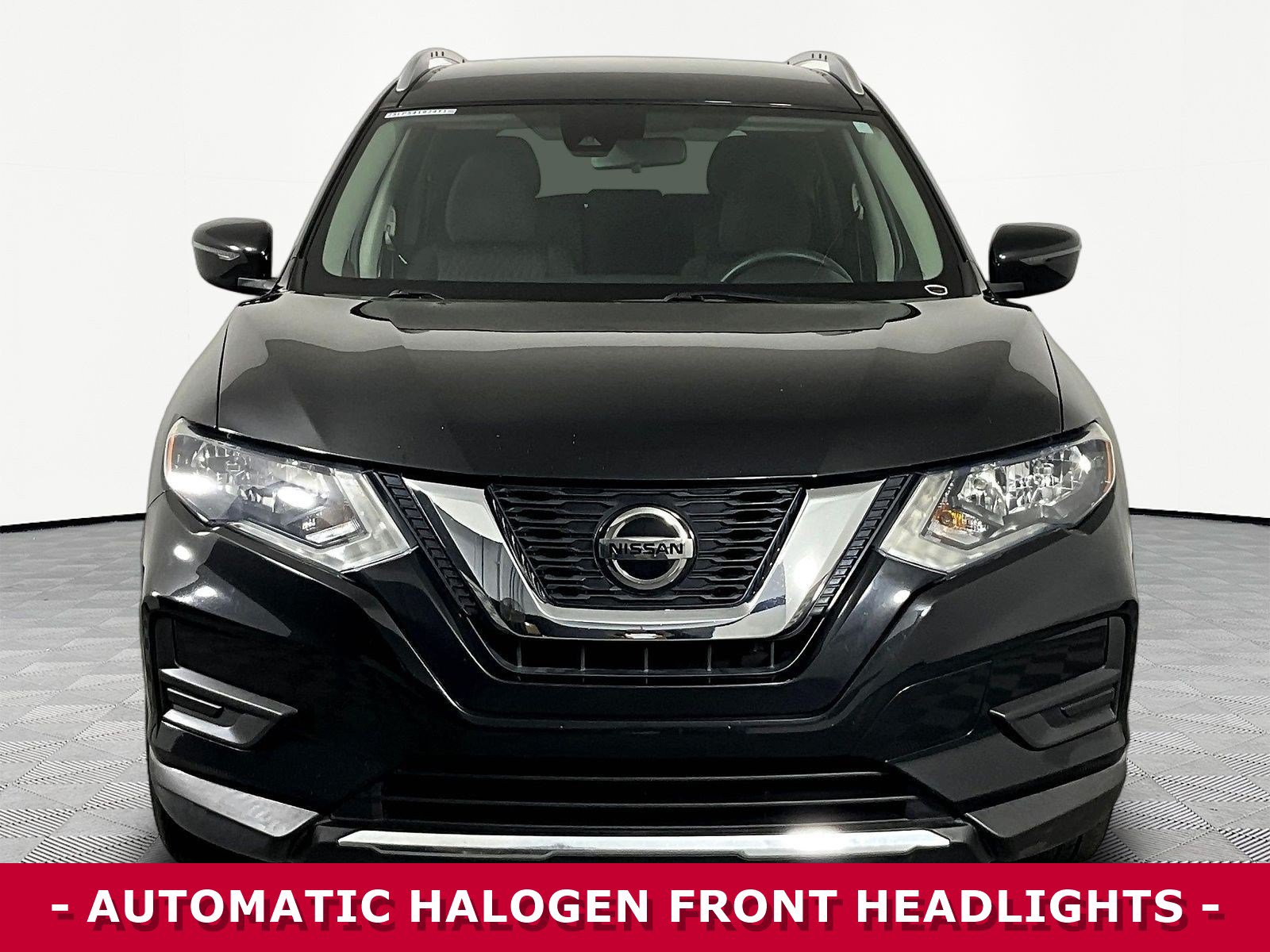 Used 2020 Nissan Rogue SV FWD image 2