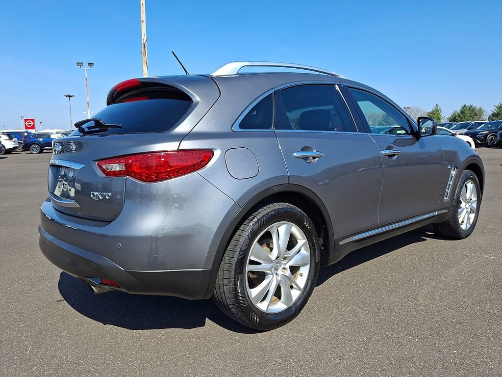 Used 2015 INFINITI QX70 AWD w/ Premium Package image 6