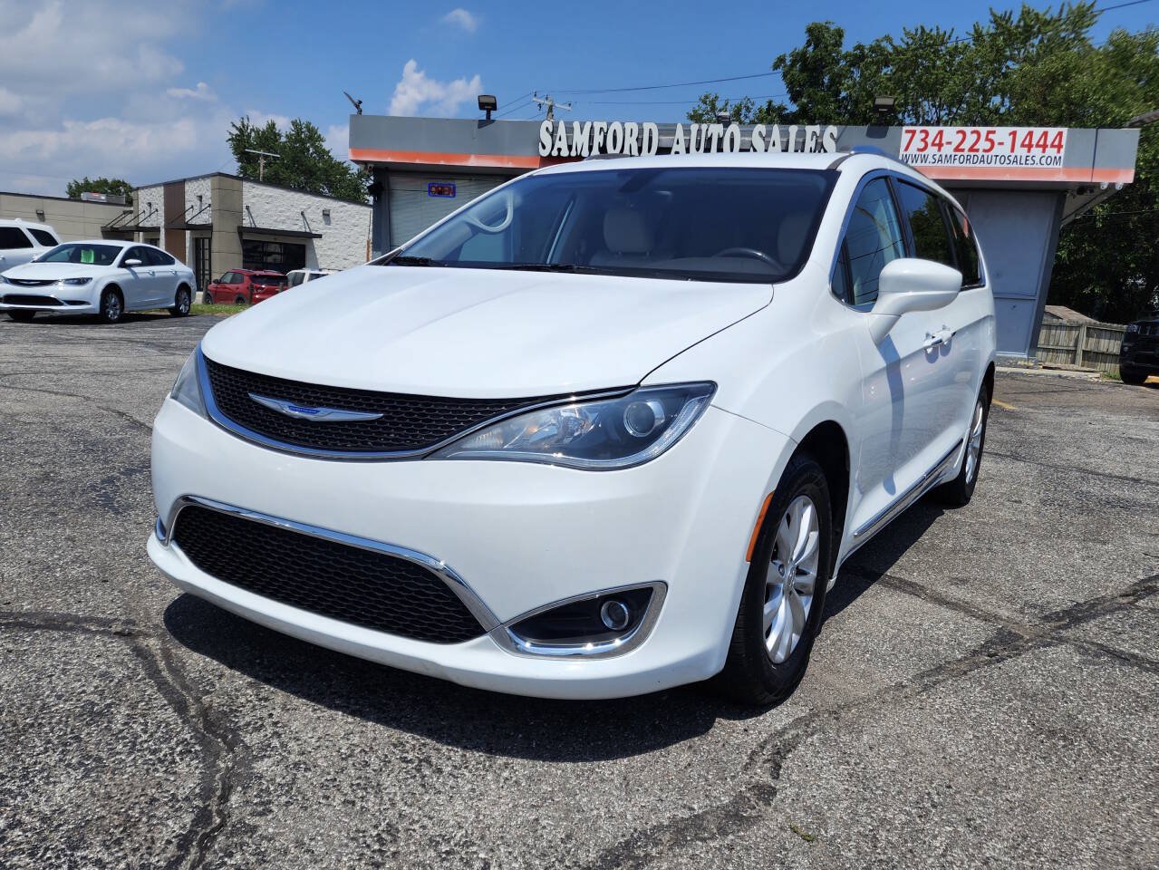 Used 2019 Chrysler Pacifica Touring-L