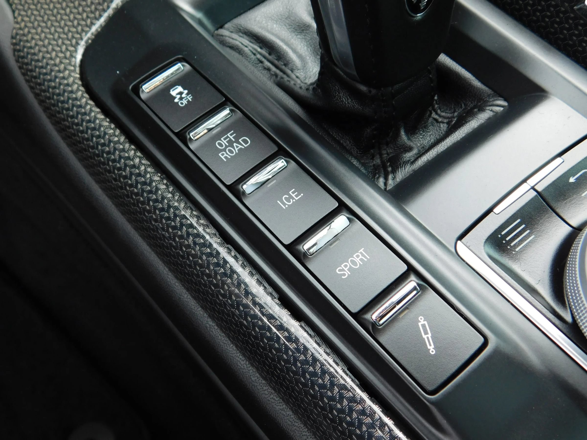 Used 2020 Maserati Levante S GranSport AWD/4WD image 27