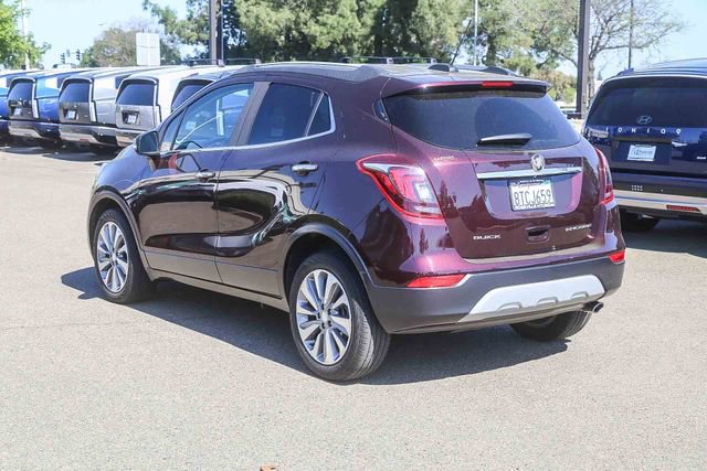 Used 2018 Buick Encore Preferred image 2