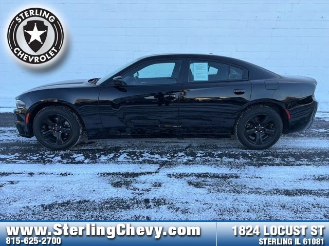 Used 2022 Dodge Charger SXT w/ Leather Interior Group image 2