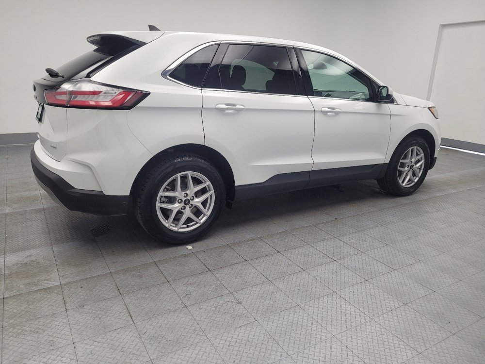 Used 2024 Ford Edge SEL image 10