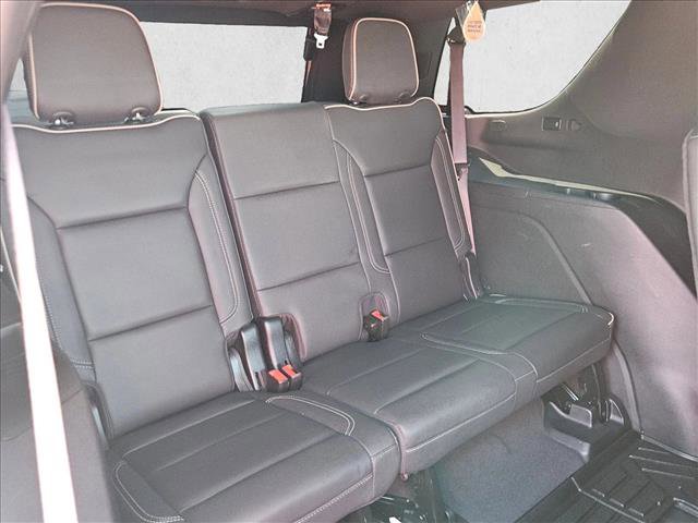 Used 2023 Chevrolet Tahoe Premier AWD/4WD image 24