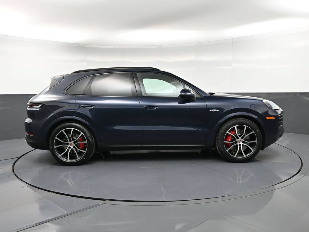 New 2026 Porsche Cayenne S AWD/4WD image 9
