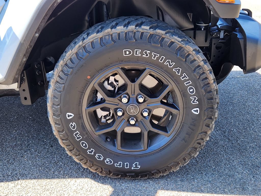 Used 2024 Jeep Gladiator Sport AWD/4WD image 15