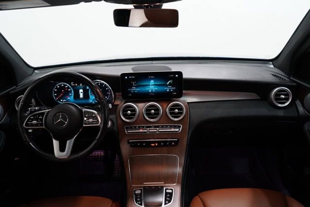 Used 2021 Mercedes-Benz GLC 300 4MATIC image 13