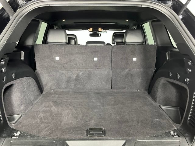 Used 2018 Jeep Grand Cherokee Altitude AWD/4WD image 29