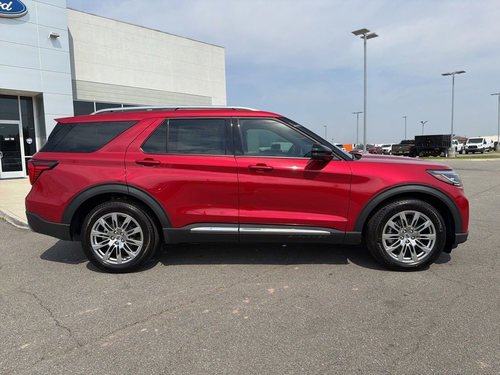 New 2026 Ford Explorer Platinum AWD/4WD image 2