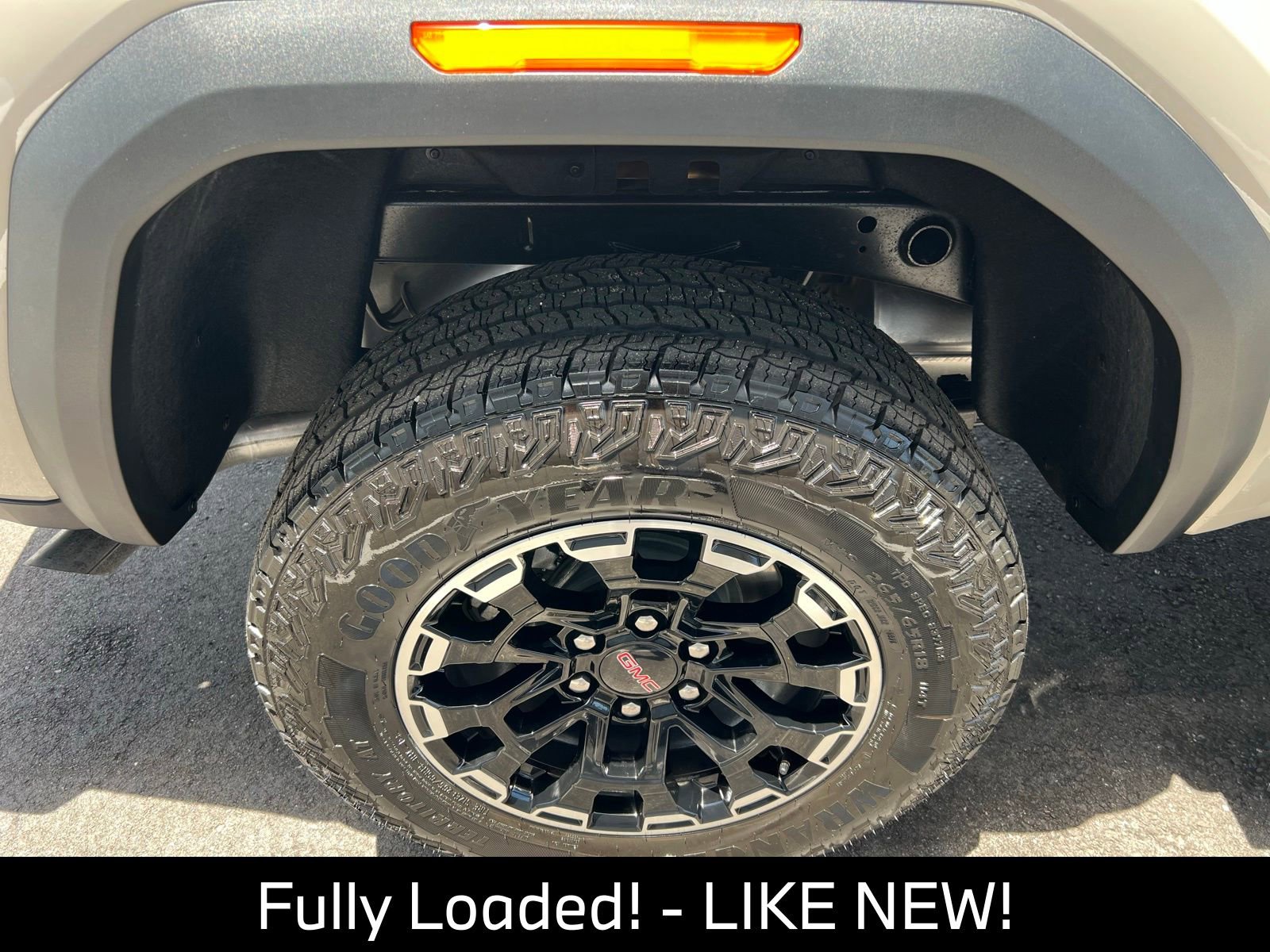 Used 2026 GMC Canyon AT4 AWD/4WD image 12