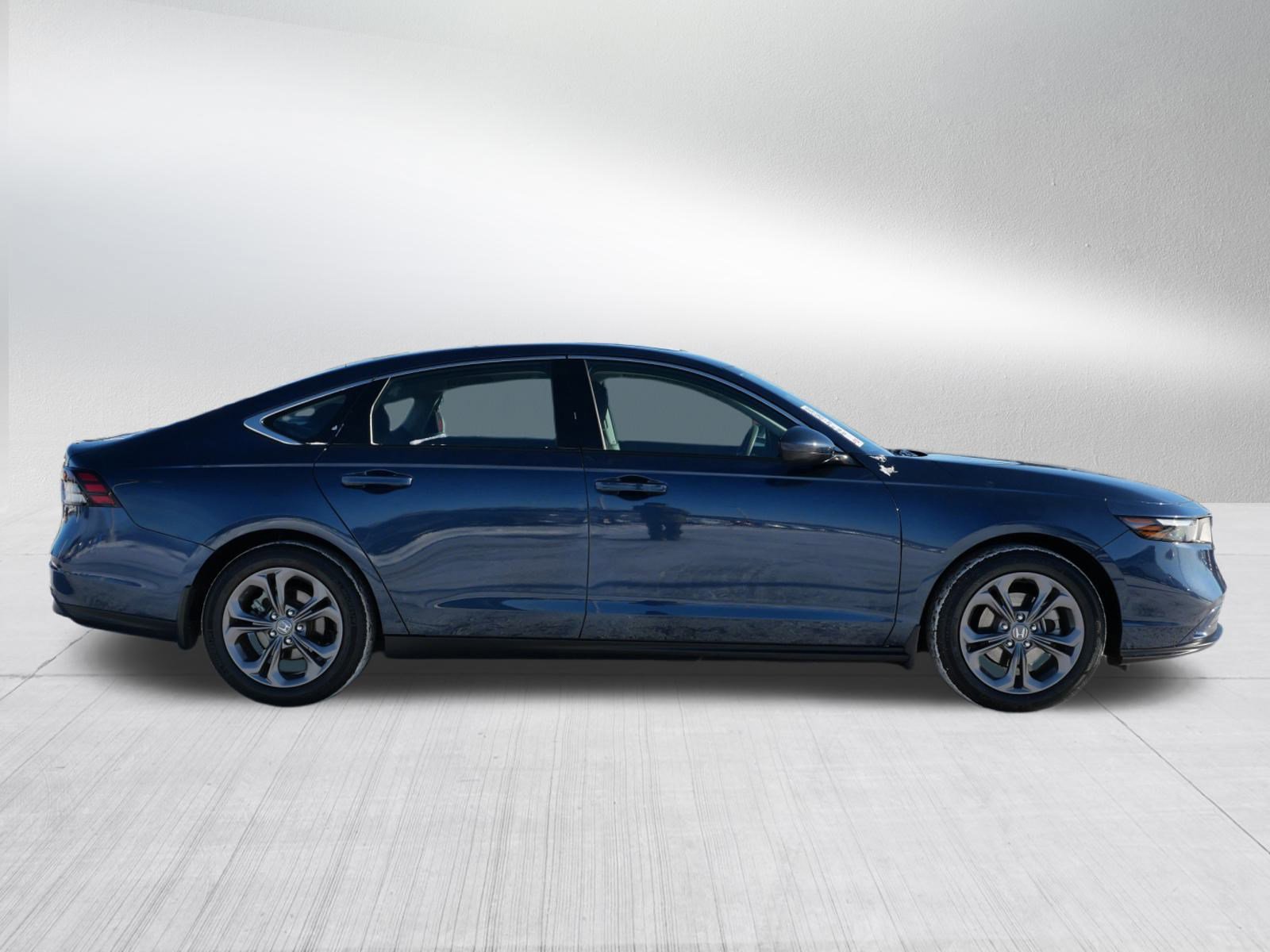 Used 2024 Honda Accord EX image 8