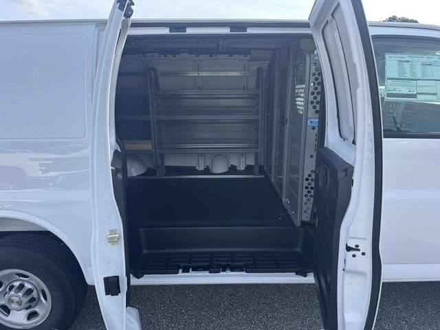 New 2026 Chevrolet Express 2500 w/ Driver Convenience Package RWD image 7
