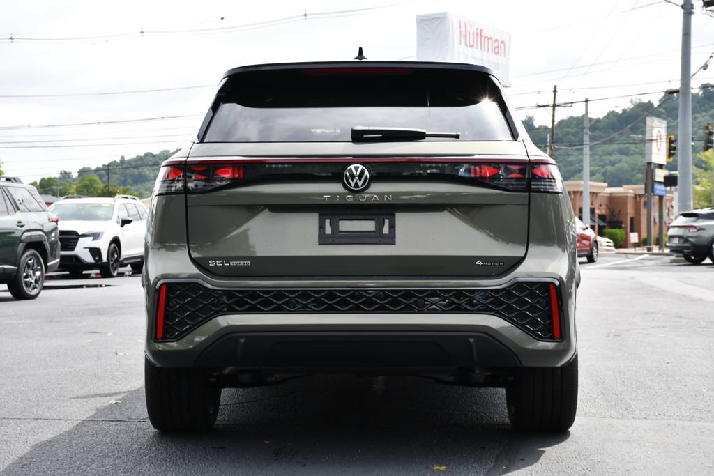 New 2026 Volkswagen Tiguan SEL R-Line AWD/4WD image 6