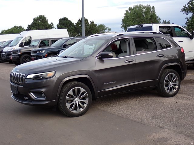 Used 2019 Jeep Cherokee Overland w/ Technology Group AWD/4WD image 6