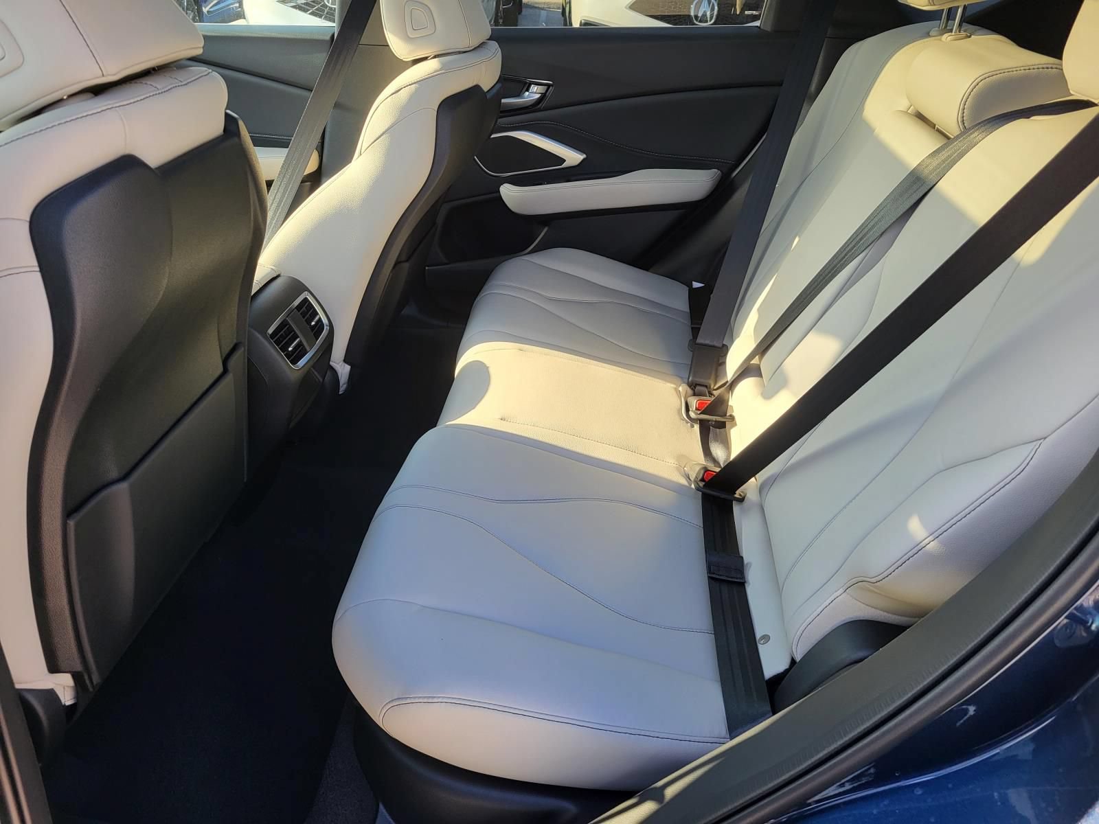New 2026 Acura RDX SH-AWD image 13