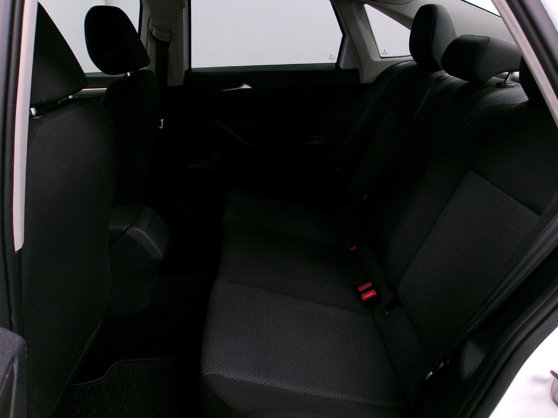 Used 2019 Volkswagen Jetta S image 9