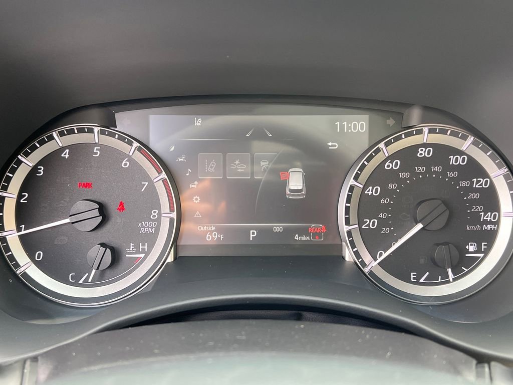 New 2025 Toyota Highlander XLE image 27
