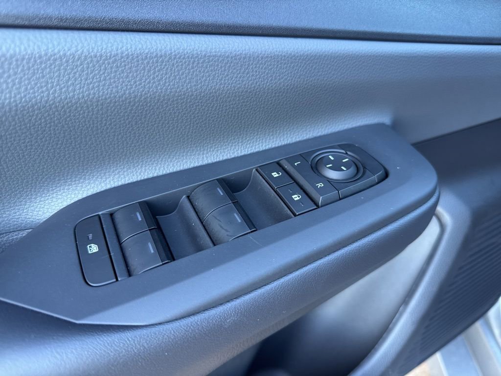 New 2026 Toyota Prius LE image 23