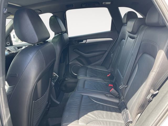 Used 2017 Audi Q5 2.0T Premium Plus w/ Technology Package AWD/4WD image 13