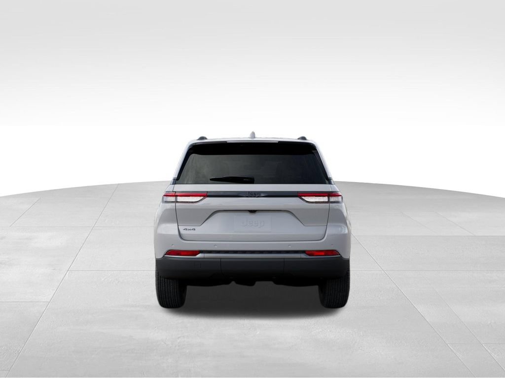 New 2026 Jeep Grand Cherokee Altitude AWD/4WD image 8